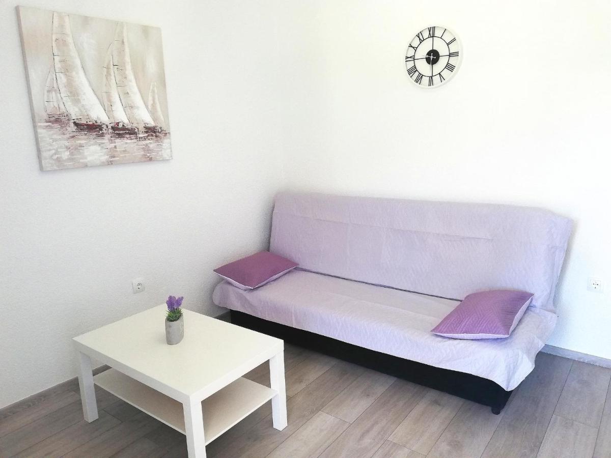 Apartments Amfora Gdinj Экстерьер фото